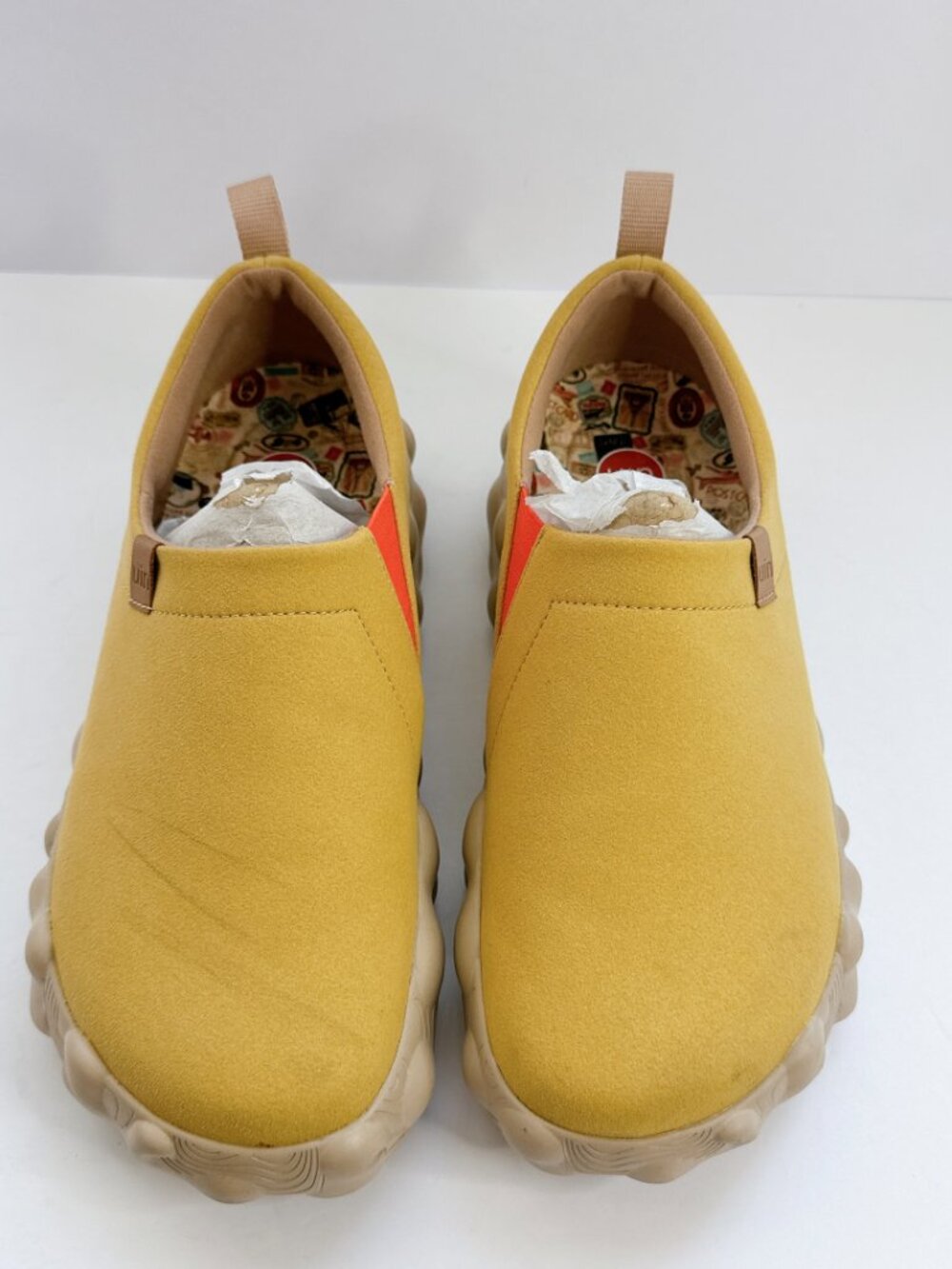 Women’s Size 9.5 UIN Dusty Leaf Slip On Shoes Yellow Microfiber